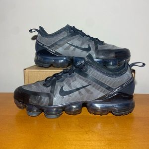 Nike Air VaporMax 2019 Triple Black Mens size 7 / Womens size 8.5